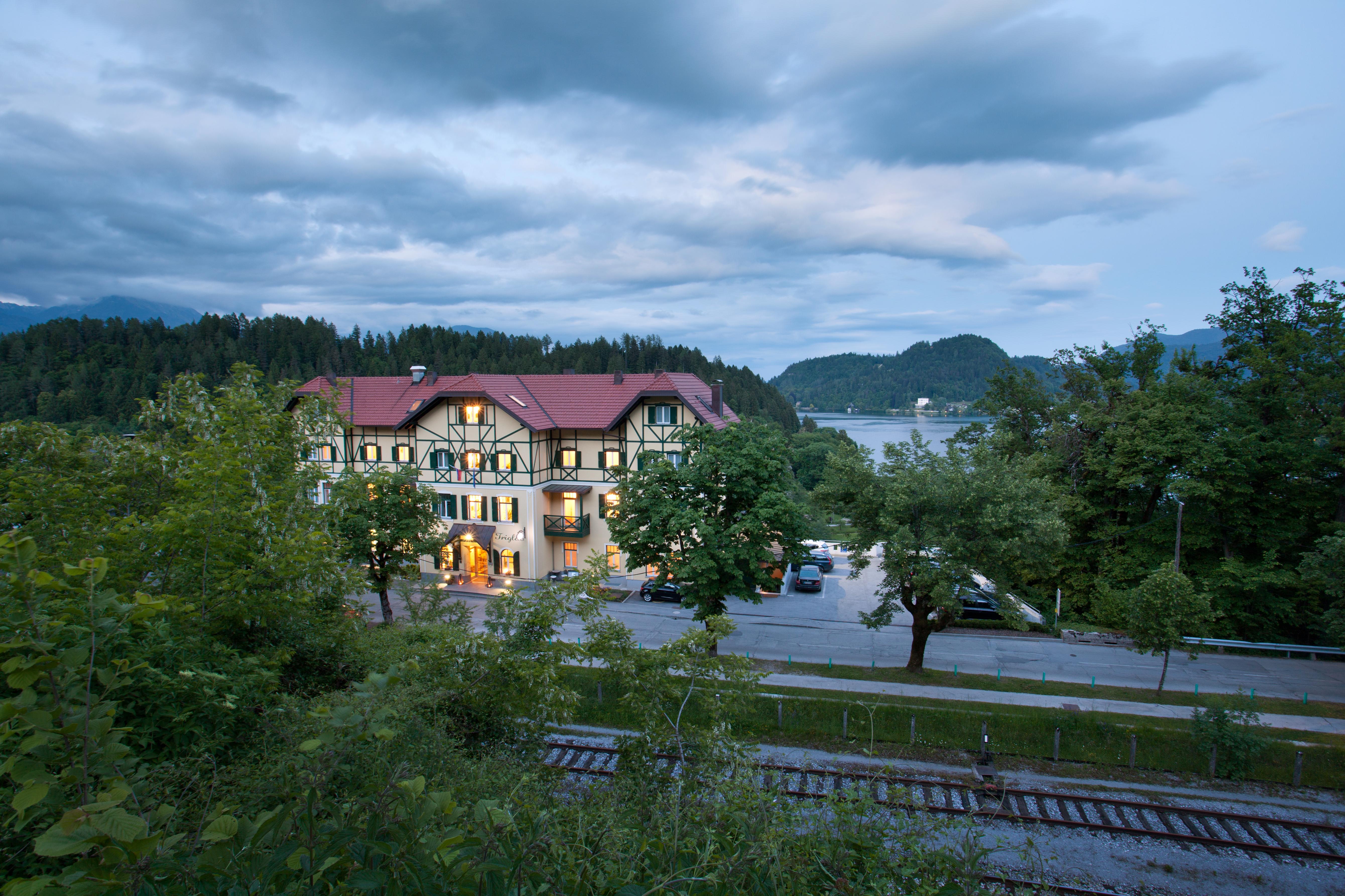 Hotel Triglav Bled Exterior photo